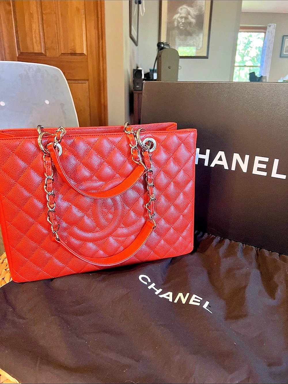 Chanel Grand Shopping Tote (GST) ) Quilted Tote in beautiful orange 🌸🌸🌸🌸.